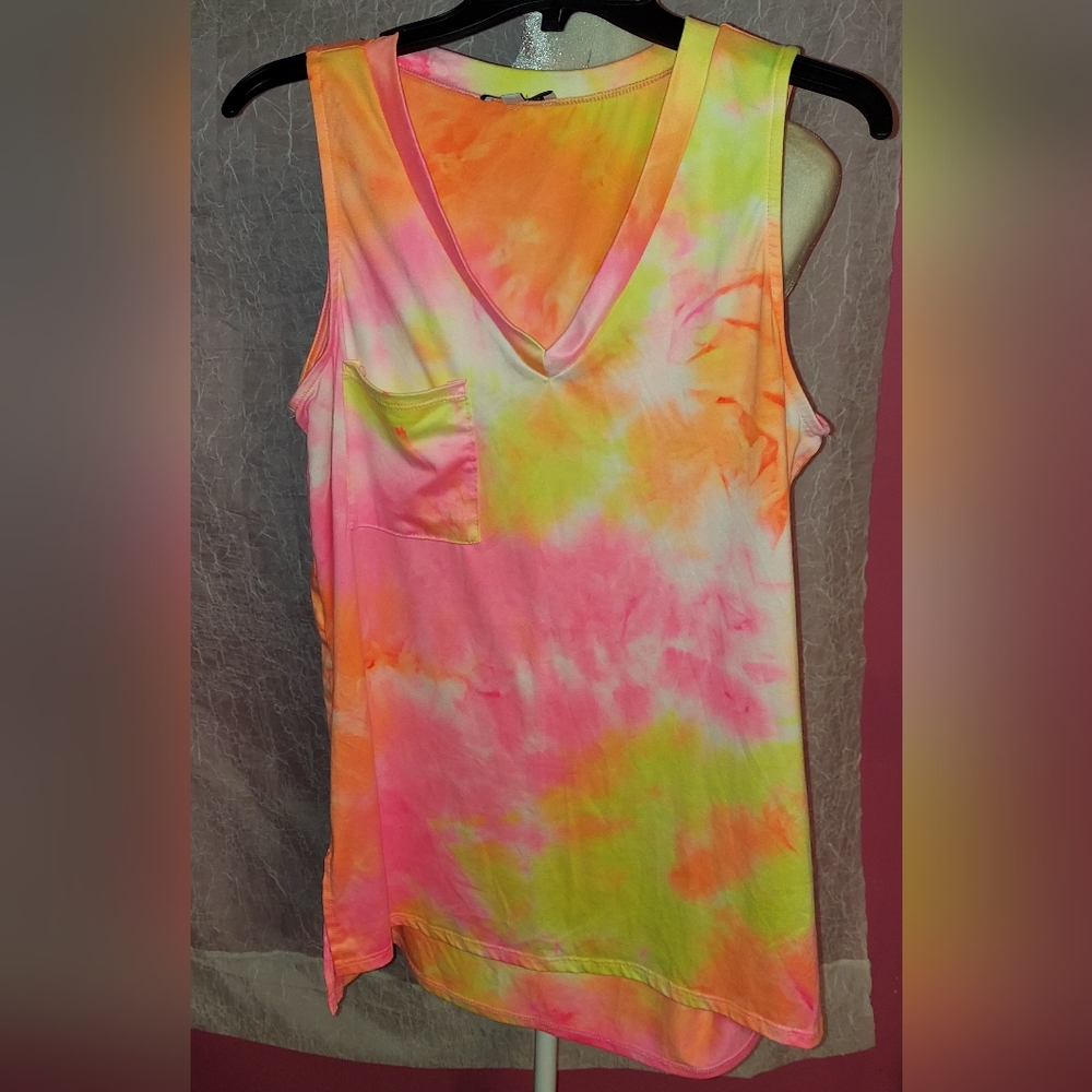 Womans White Birch Tye Dye Tank Top in size Medium Made in Mexico